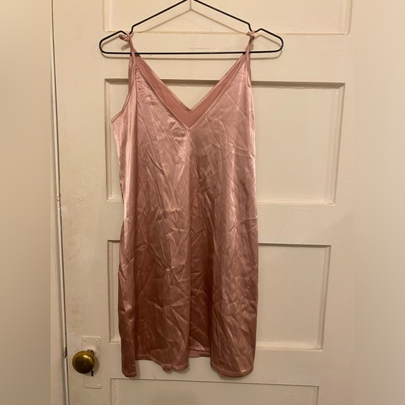 2/$5!!! 2 SHEIN slips - Picture 6 of 7